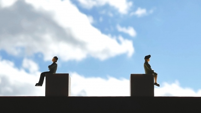 【ASDの夫を持つあなたへ】心が壊れる前に知ってほしい、カサンドラ症候群からの脱却と夫婦関係改善のヒント